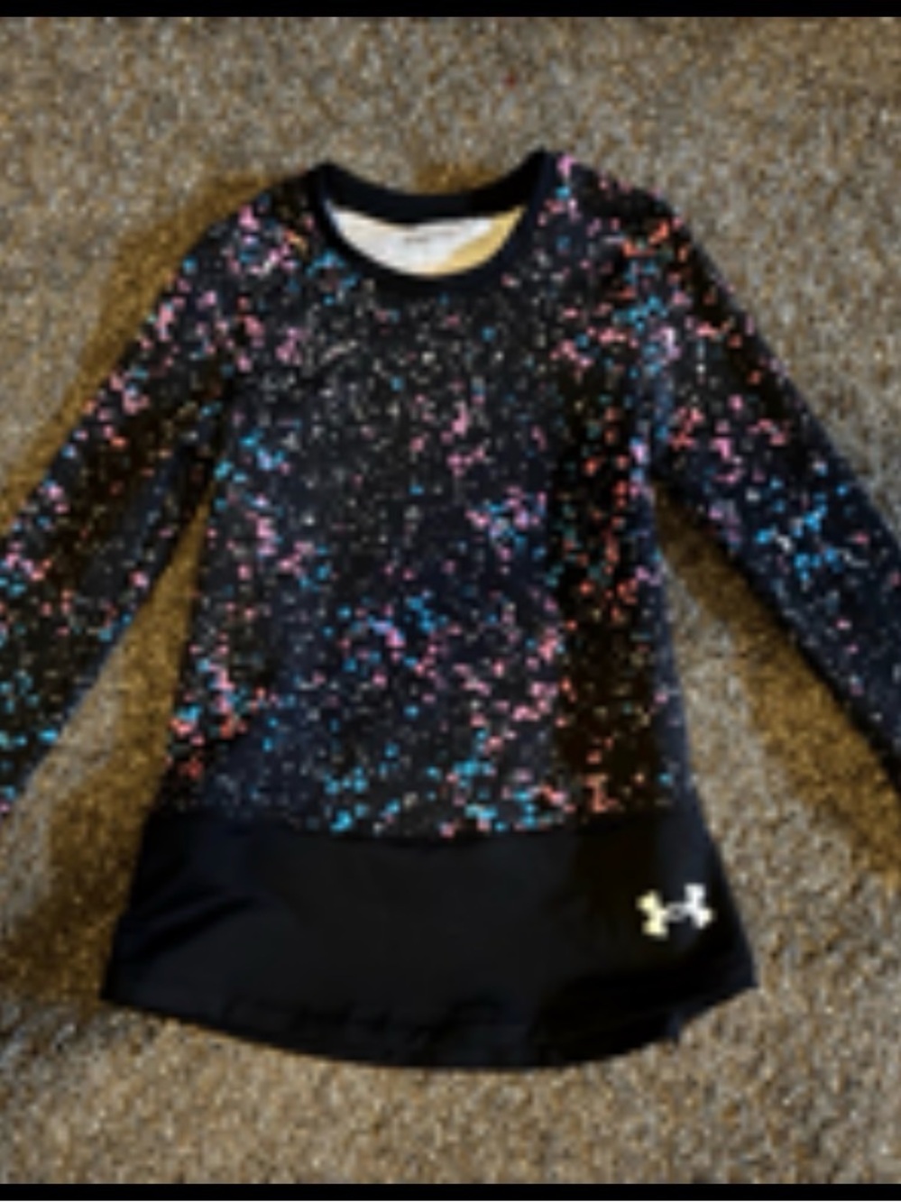 Under Armour Girls Pullover Top Youth Small Black Splatter Print